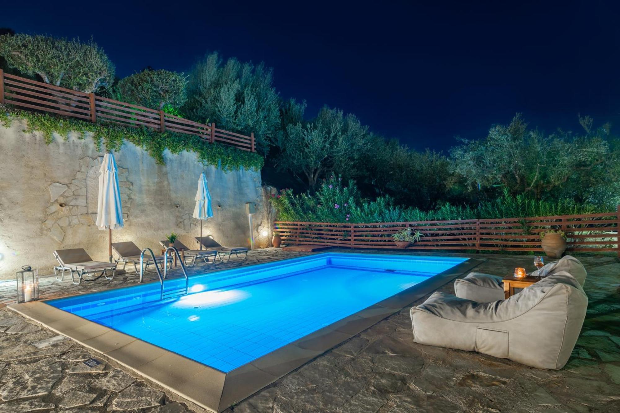 Elegance Villas - Villa Andon & Villa Yiota อาร์กาซี ภายนอก รูปภาพ